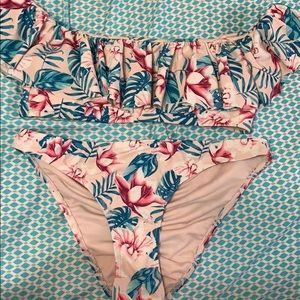 Floral bathing suit ❤️Open for your offers!!!